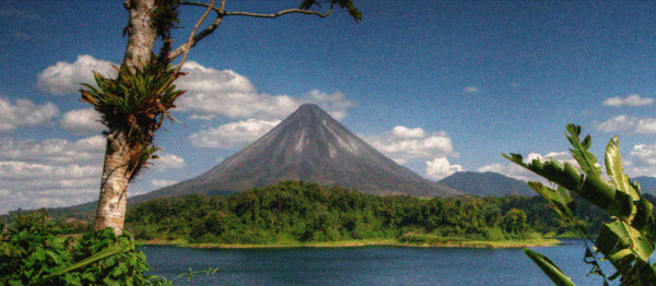 VOLCÁN ARENAL